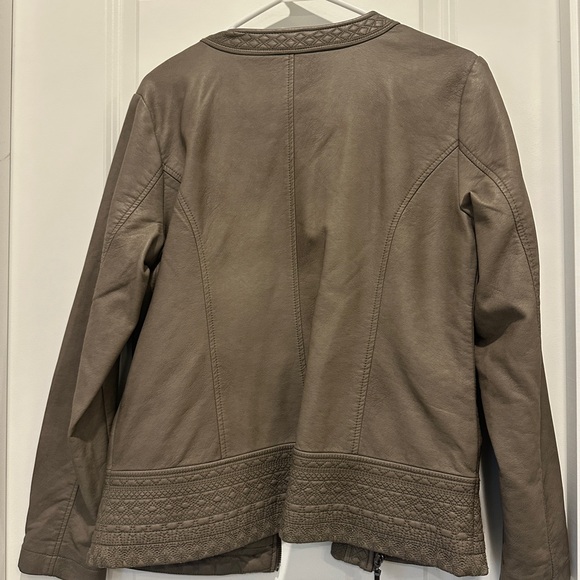 Christopher and Banks leather jacket. grey/brown. New condition. Size small - Picture 3 of 3